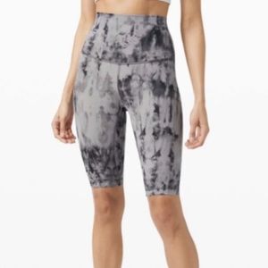 Lululemon Align high rise shorts